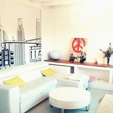 Apartamento Sayly Burgo Esterno foto