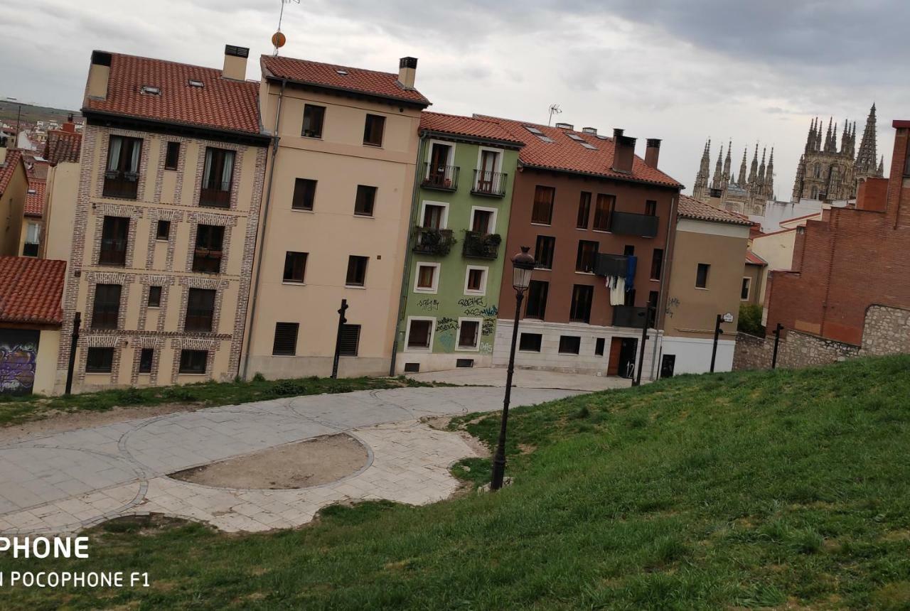 Apartamento Sayly Burgo Esterno foto